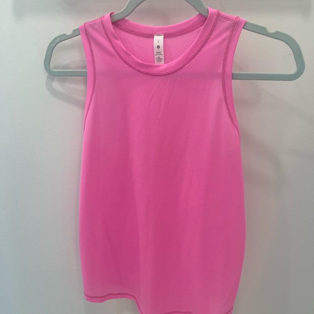 Lululemon sonic pink tank
